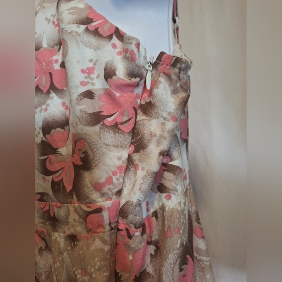 ROMY thin strap floral camisole tank top. Size L. Pink and white - Picture 6 of 12